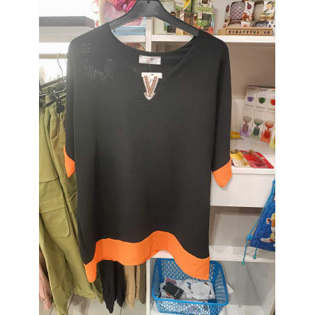 Blouse bicolore manches chauve souris col v