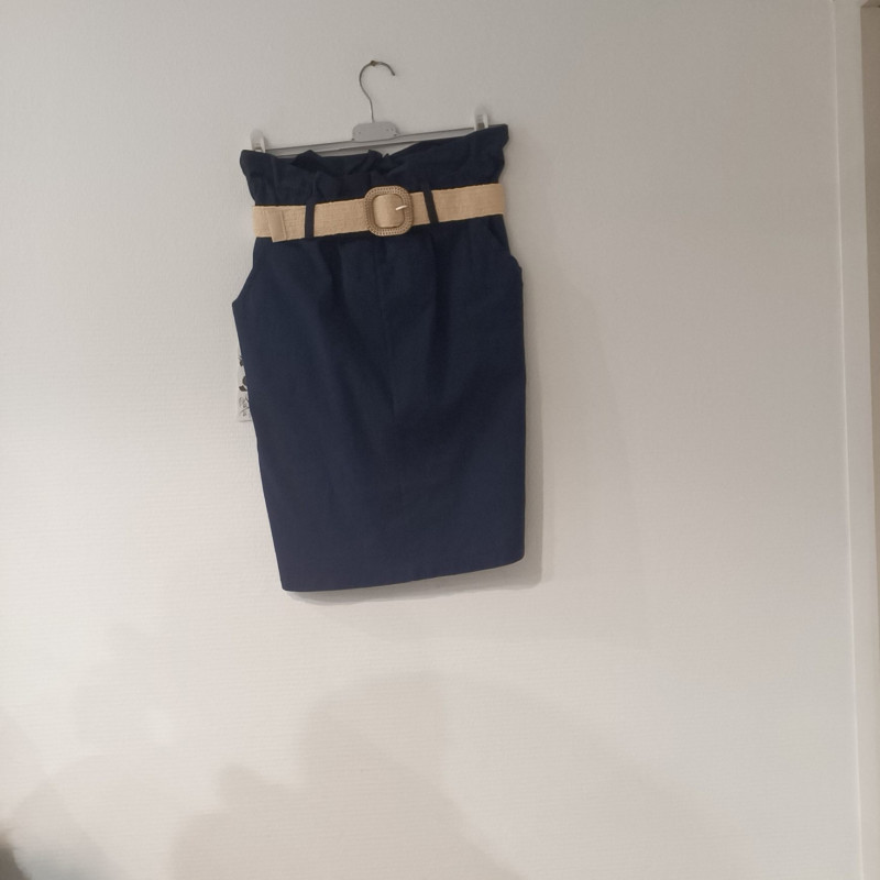 Jupe élastique avec ceinture