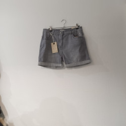 Short gris