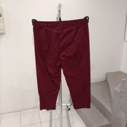 pantacourt avec bouton coté