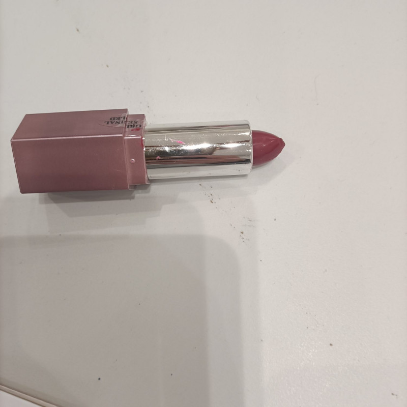 rouge a levre exagonale