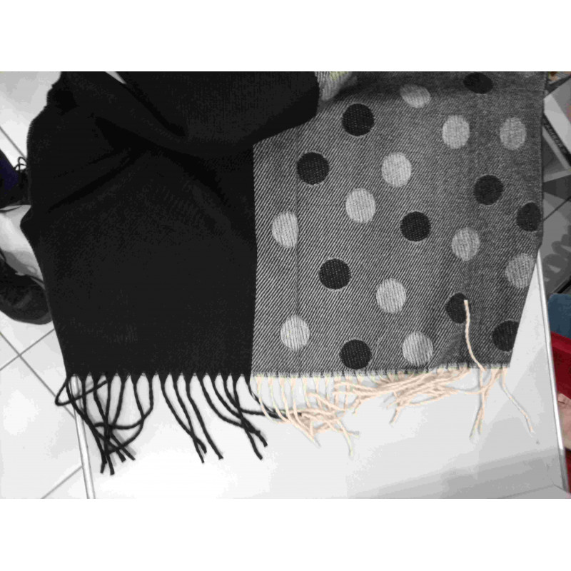 Foulard beige et noir